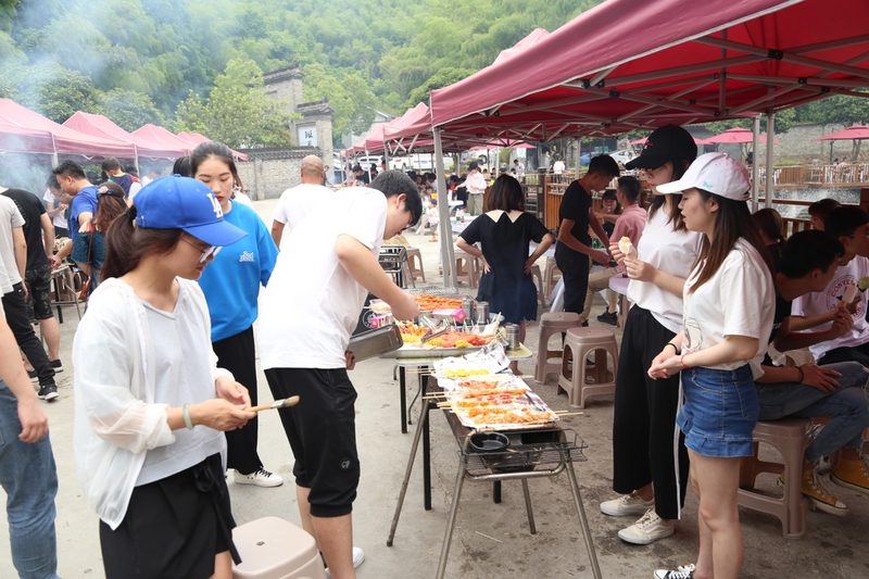 公司团建活动照片 | 义采宝公司活动 | 杭州微蚁科技有限公司公司活动